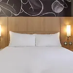 Ibis Vaugirard Porte De Versailles Parigi