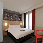Ibis Vaugirard Porte De Versailles Hotel
