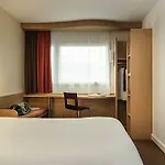 Ibis Vaugirard Porte De Versailles Parigi
