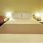 Hotel Ibis Vaugirard Porte De Versailles
