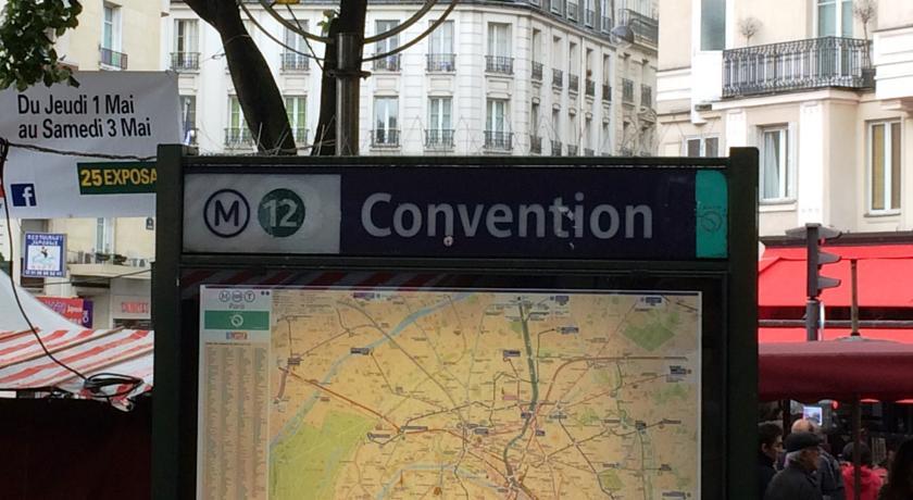 Ibis Vaugirard Porte De Versailles Paris