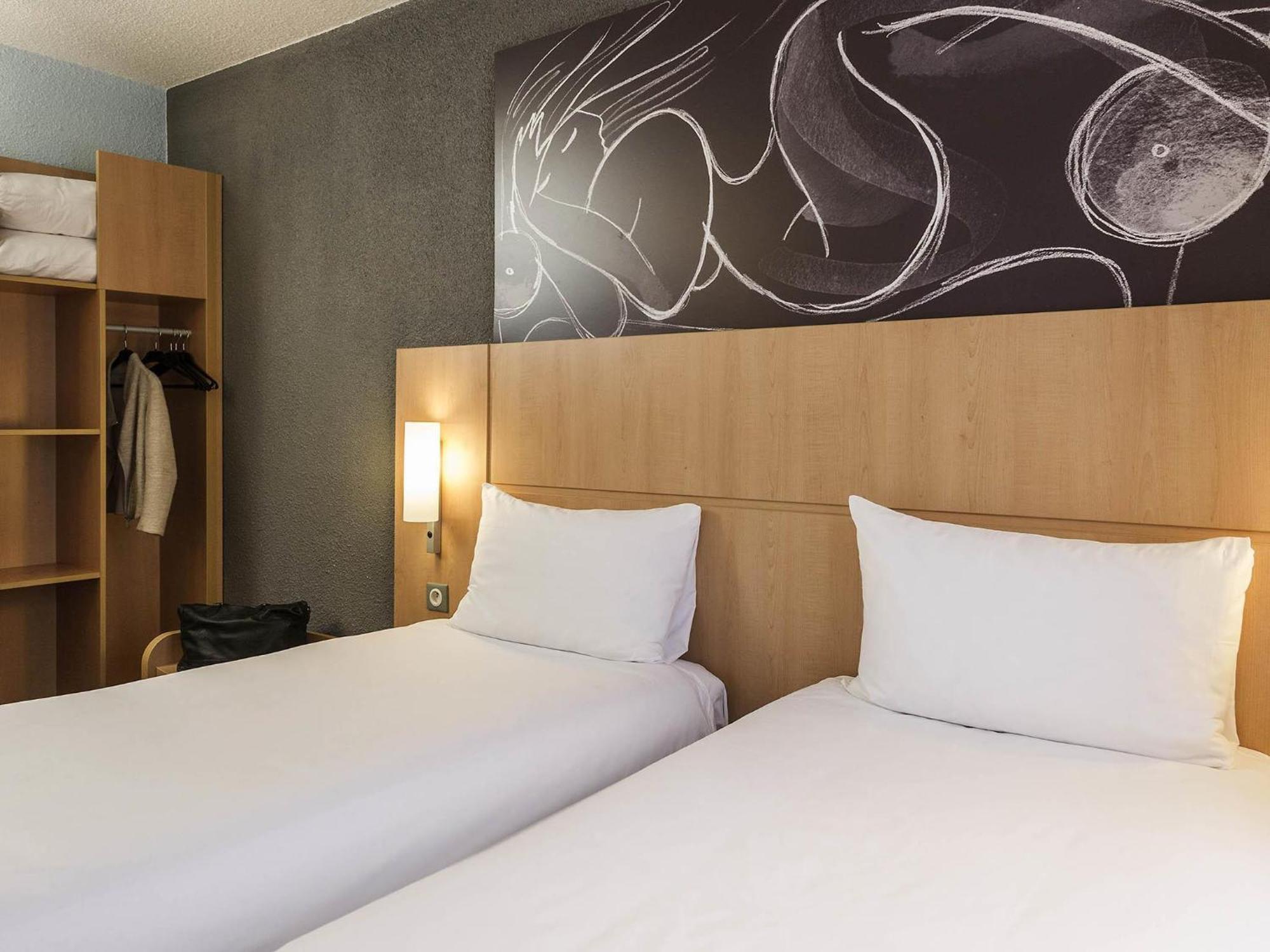 Ibis Vaugirard Porte De Versailles