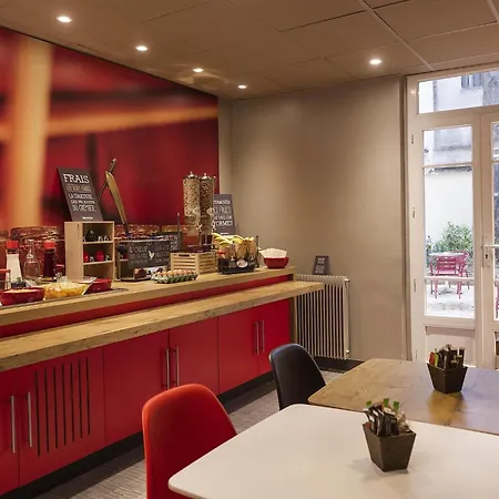 Ibis Vaugirard Porte De Versailles Hotel