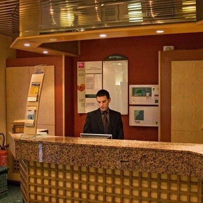 Ibis Vaugirard Porte De Versailles Hotel