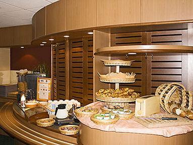 Ibis Vaugirard Porte De Versailles Hotel 3*