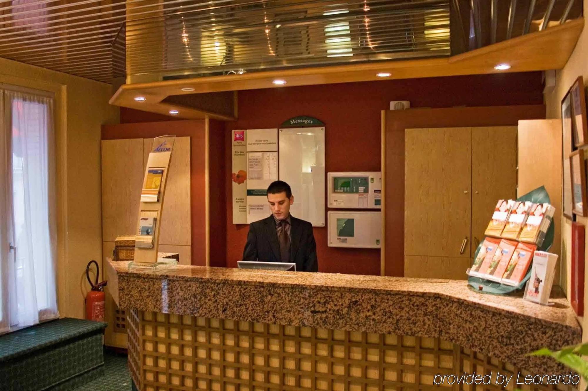 Ibis Vaugirard Porte De Versailles Hotel