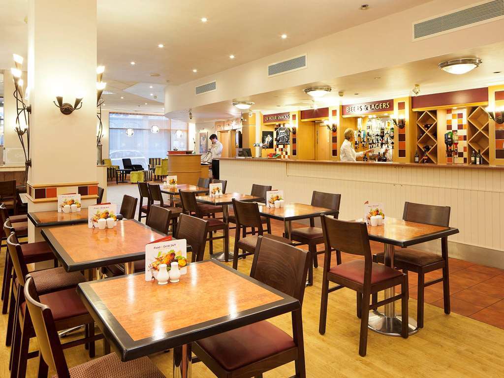 Ibis Vaugirard Porte De Versailles Paris